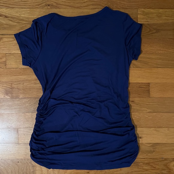 Basic Maternity T-shirt - Picture 2 of 2